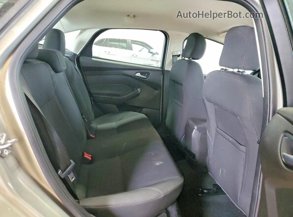 1FADP3F28GL365726 2016 FORD FOCUS Silver უკანა სავარძლების ხედი