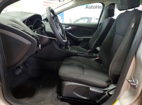 1FADP3F28GL365726 2016 FORD FOCUS Silver წინა სალონის ხედი