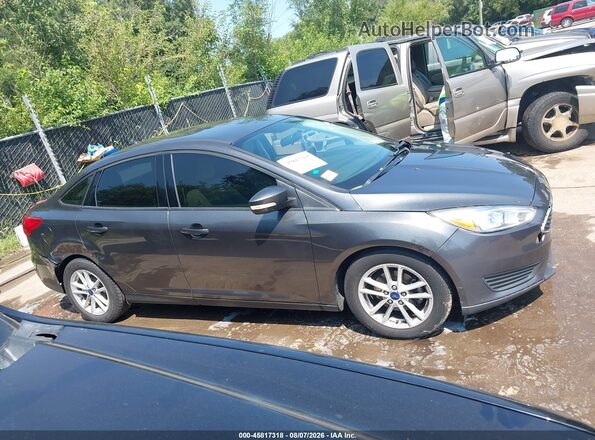 1FADP3F28HL247127 2017 FORD FOCUS Gray Սալոնի հետևի տեսք