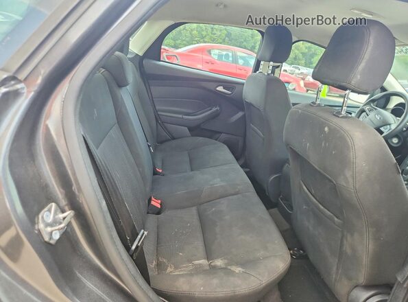 1FADP3F28HL320044 2017 FORD FOCUS Gray უკანა სავარძლების ხედი