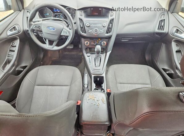 1FADP3F28JL226655 2018 FORD FOCUS Silver Widok deski rozdzielczej