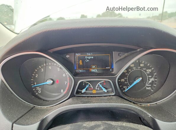 1FADP3F28JL226655 2018 FORD FOCUS Silver Widok zestawu wskaźników