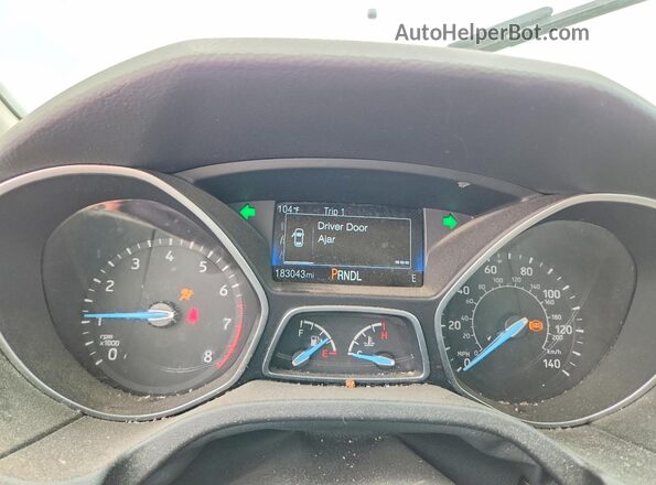 1FADP3F28JL272275 2018 FORD FOCUS White Widok zestawu wskaźników