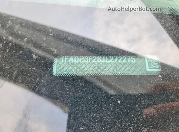 1FADP3F28JL272275 2018 FORD FOCUS White Widok komory silnika