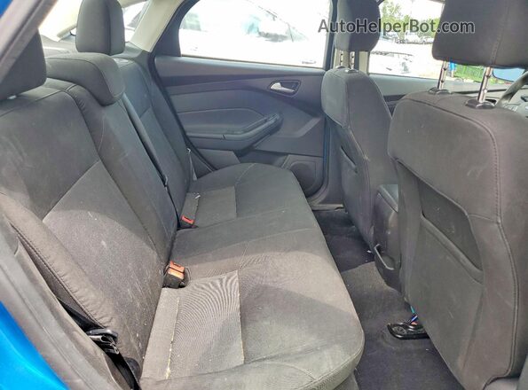 1FADP3F29GL398296 2016 FORD FOCUS Blue Rear seats view