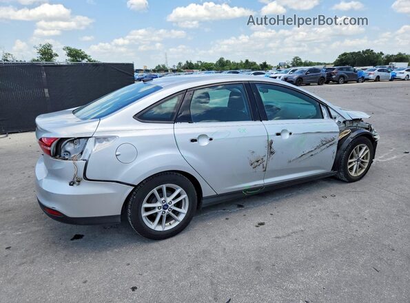 1FADP3F29JL206687 2018 FORD FOCUS Silver Tył prawy