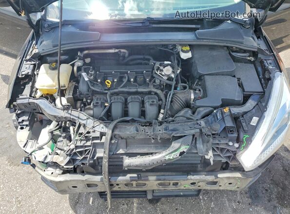 1FADP3F29JL265917 2018 FORD FOCUS Black Widok wnętrza z tyłu