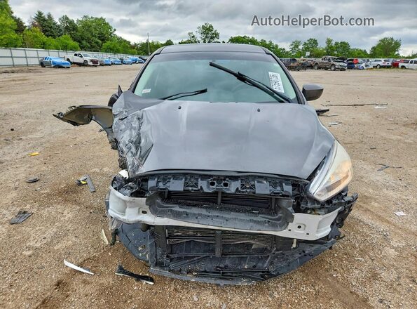 1FADP3F29JL300617 2018 FORD FOCUS Gray Widok z przodu