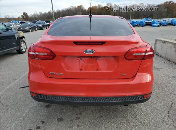 1FADP3F2XHL225713 2017 FORD FOCUS Red Rear view
