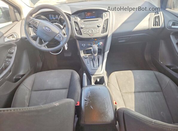 1FADP3F2XHL227767 2017 FORD FOCUS Black Widok deski rozdzielczej