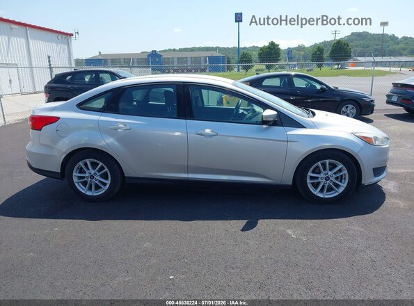 1FADP3F2XHL296880 2017 FORD FOCUS Silver Rear interior view