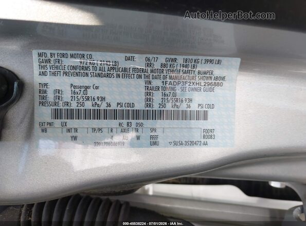 1FADP3F2XHL296880 2017 FORD FOCUS Silver Engine compartment view