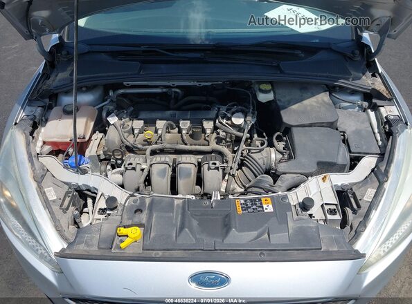 1FADP3F2XHL296880 2017 FORD FOCUS Silver Rear view