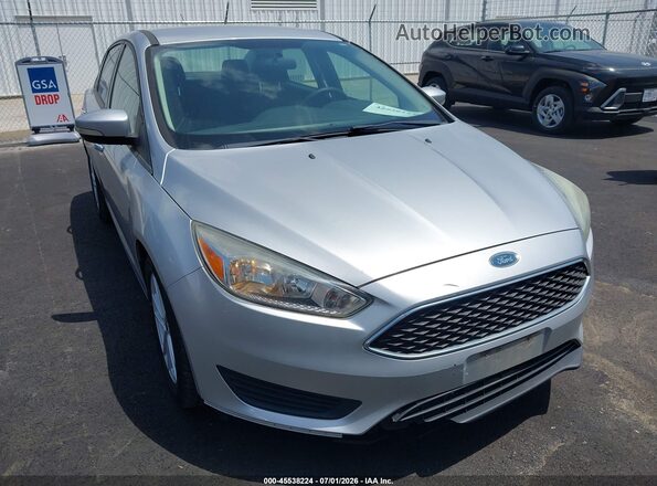 1FADP3F2XHL296880 2017 FORD FOCUS Silver Front view