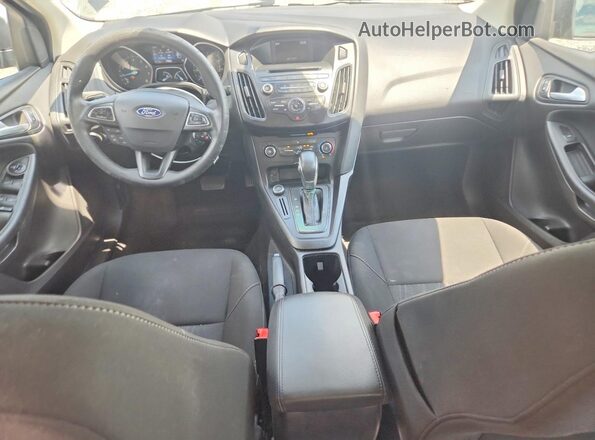 1FADP3F2XHL305920 2017 FORD FOCUS Gray Vista del salpicadero