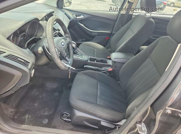 1FADP3F2XHL305920 2017 FORD FOCUS Gray Vista interior delantera