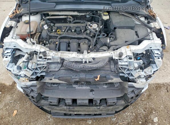 1FADP3F2XHL309515 2017 FORD FOCUS White Vista interior trasera