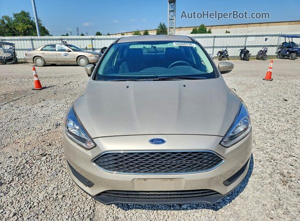 1FADP3F2XHL331952 2017 FORD FOCUS Gold Widok z przodu