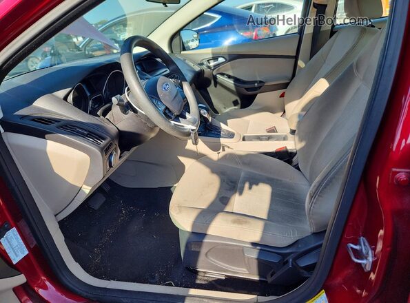 1FADP3FE0GL225096 2016 FORD FOCUS Red Front interior view