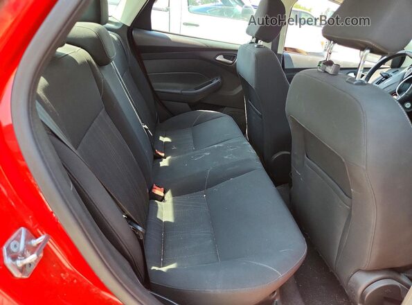 1FADP3FE0HL200796 2017 FORD FOCUS Red Rear seats view