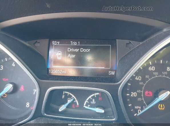 1FADP3FE0JL242651 2018 FORD FOCUS Orange Widok tylnych siedzeń