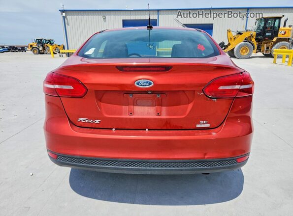 1FADP3FE0JL286830 2018 FORD FOCUS Red უკანა ხედი