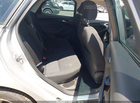 1FADP3FE1HL235878 2017 FORD FOCUS Silver VIN კოდის სტიკერის ხედი