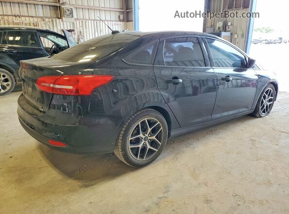 1FADP3FE1JL282513 2018 FORD FOCUS Черный Задняя правая четверть