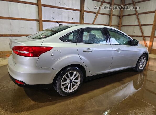 1FADP3FE1JL320208 2018 FORD FOCUS Silver Rear right