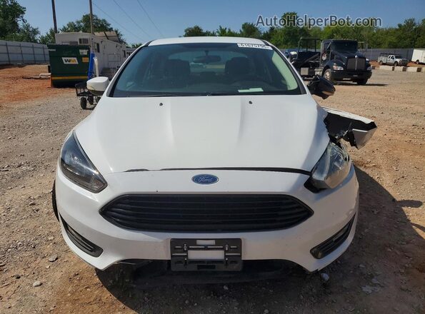 1FADP3FE2JL202779 2018 FORD FOCUS Белый Вид спереди