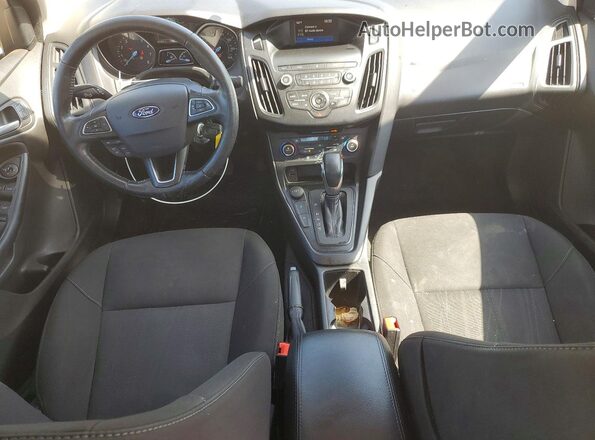 1FADP3FE2JL202779 2018 FORD FOCUS Белый Вид панели приборов
