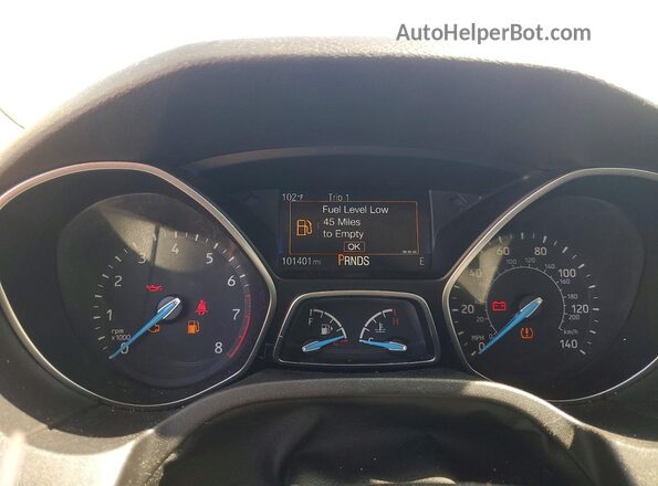 1FADP3FE2JL202779 2018 FORD FOCUS Белый Вид щитка приборов