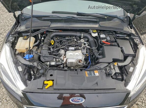 1FADP3FE2JL304650 2018 FORD FOCUS Black 