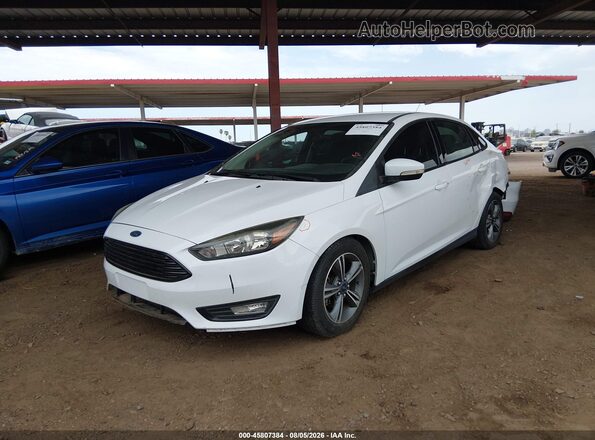1FADP3FE3GL258562 2016 FORD FOCUS Белый Передняя левая четверть