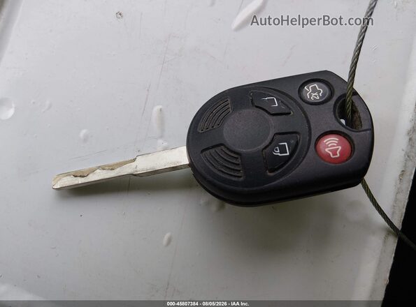 1FADP3FE3GL258562 2016 FORD FOCUS Белый Вид панели приборов