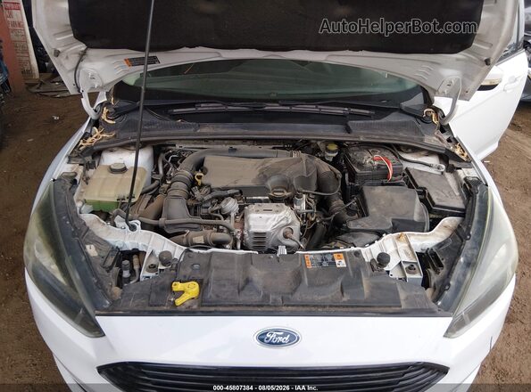 1FADP3FE3GL258562 2016 FORD FOCUS Белый Вид сзади