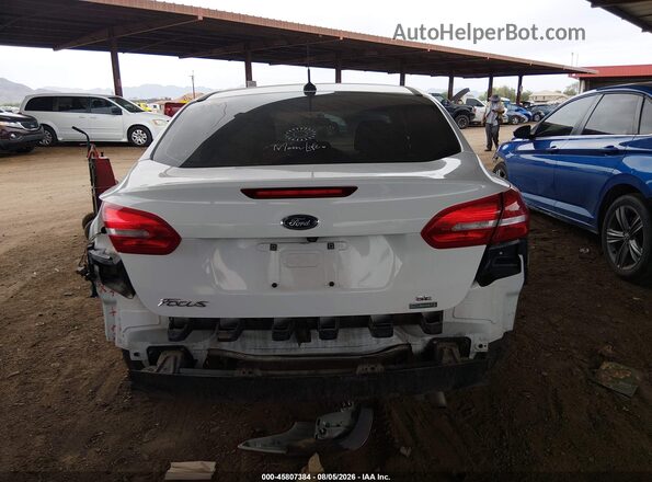 1FADP3FE3GL258562 2016 FORD FOCUS Белый Вид задней части салона