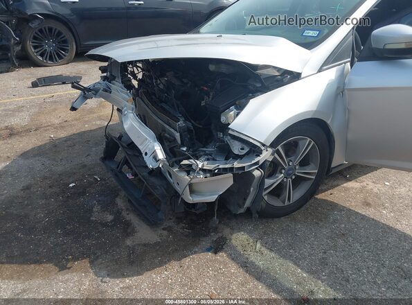1FADP3FE3HL284094 2017 FORD FOCUS Silver Դիմացի տեսք