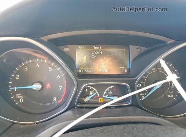 1FADP3FE4HL277557 2017 FORD FOCUS White Vista del cuadro de instrumentos