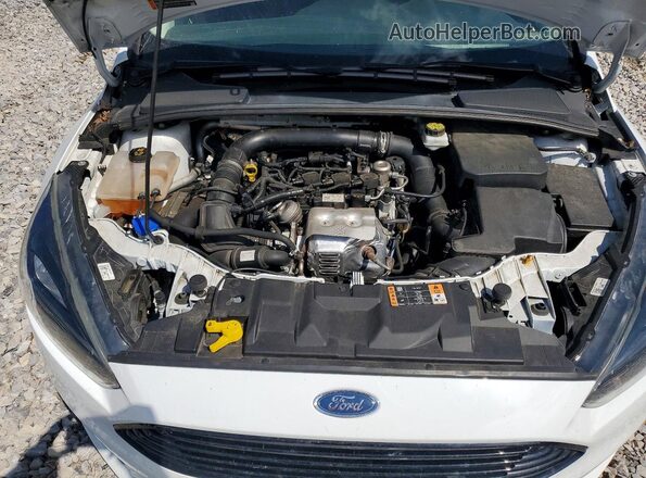 1FADP3FE5JL268176 2018 FORD FOCUS Белый Вид задней части салона