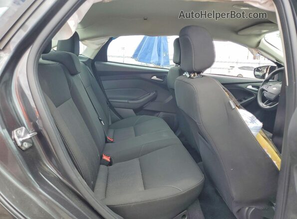 1FADP3FE5JL312824 2018 FORD FOCUS Charcoal Հետևի նստատեղերի տեսք