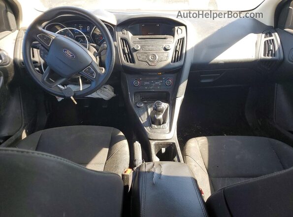 1FADP3FE6HL301843 2017 FORD FOCUS Red Առջևի վահանակի տեսք