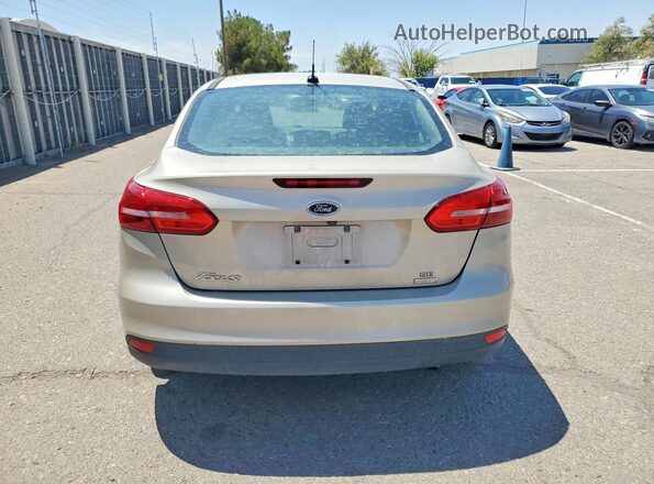 1FADP3FE7JL210781 2018 FORD FOCUS Beige Vista trasera