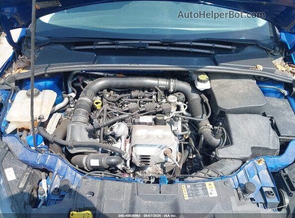 1FADP3FE7JL215592 2018 FORD FOCUS Синий Вид сзади