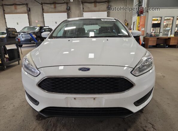1FADP3FE7JL312680 2018 FORD FOCUS White Դիմացի տեսք