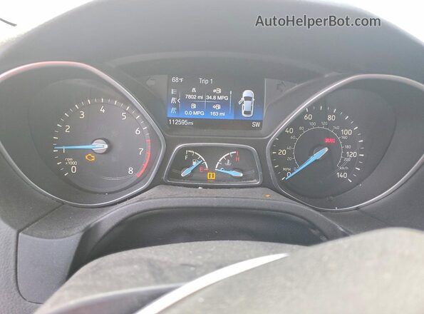1FADP3FE8HL237417 2017 FORD FOCUS Red ხელსაწყოთა პანელის ხედი