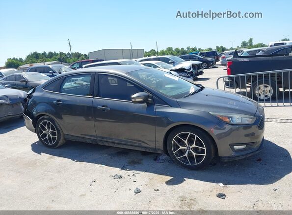 1FADP3FEXHL230050 2017 FORD FOCUS Gray Вид щитка приладів