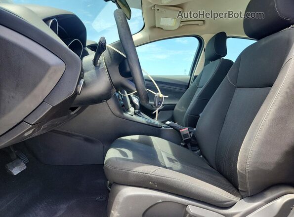 1FADP3FEXJL229387 2018 FORD FOCUS Black Вид салону спереду