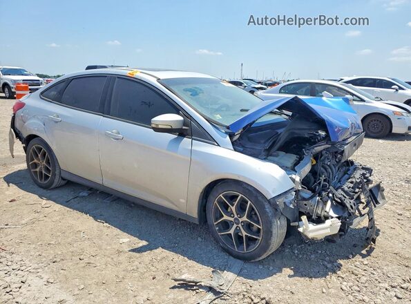 1FADP3H20HL332881 2017 FORD FOCUS Серый Передняя правая четверть