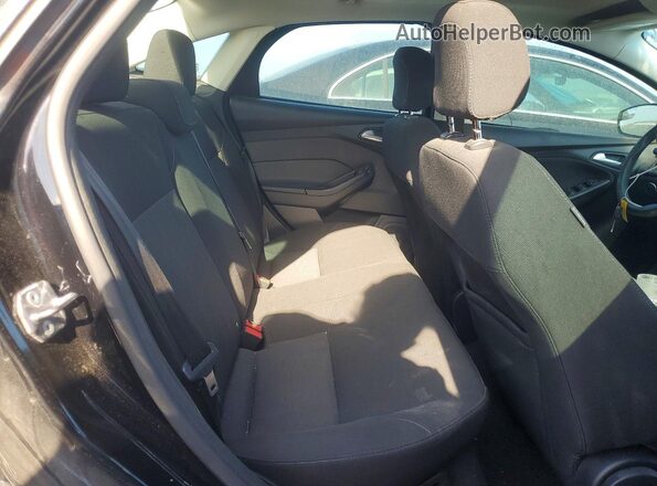 1FADP3H21JL222802 2018 FORD FOCUS Black Widok tylnych siedzeń